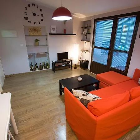 Ciudad Monumental Apartment Caceres