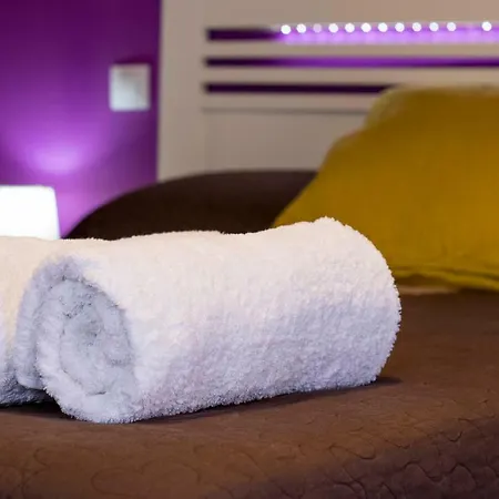 Ciudad Monumental Διαμέρισμα Caces